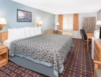 Days Inn By Wyndham Farmer City Exteriér fotografie